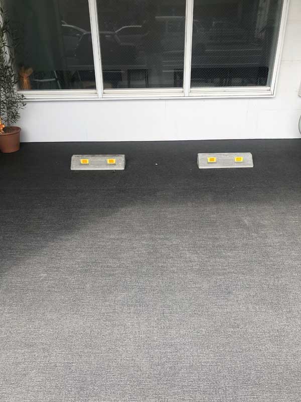 スポーツ専門の整骨院 ONO（おの）整骨院。店舗敷地内に駐車場1台分あります。