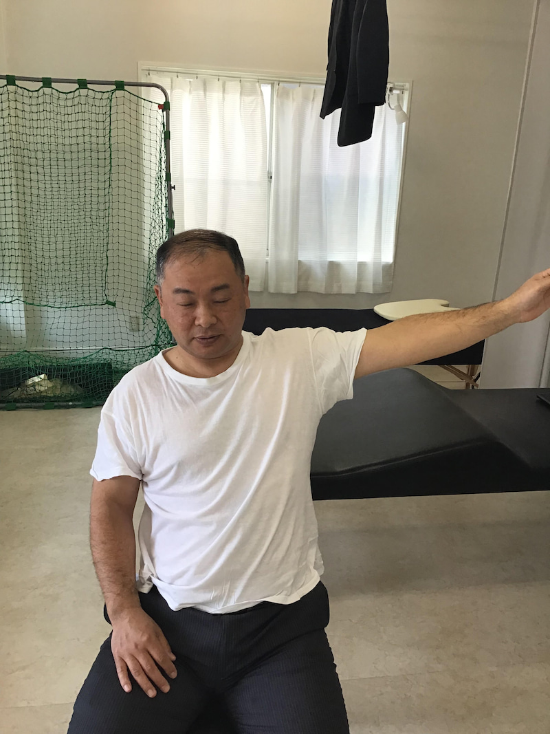 肩の痛みイメージ1 施術前
